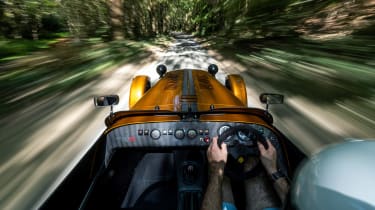 Caterham Seven 170R - onboard